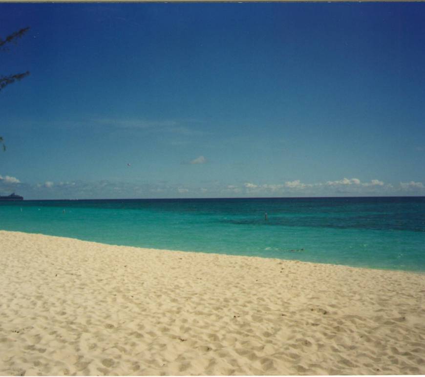 Seven Mile Beach - Grand Cayman