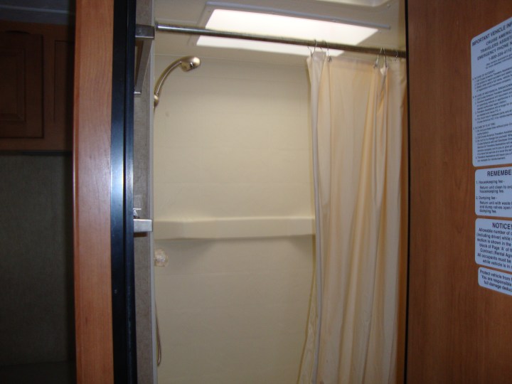 Interior do motorhome - banheiro