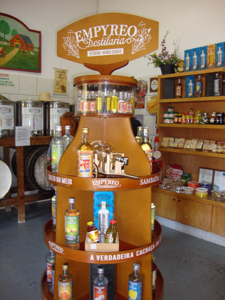 DESTILARIA EMPYREO - EXTREMA MG