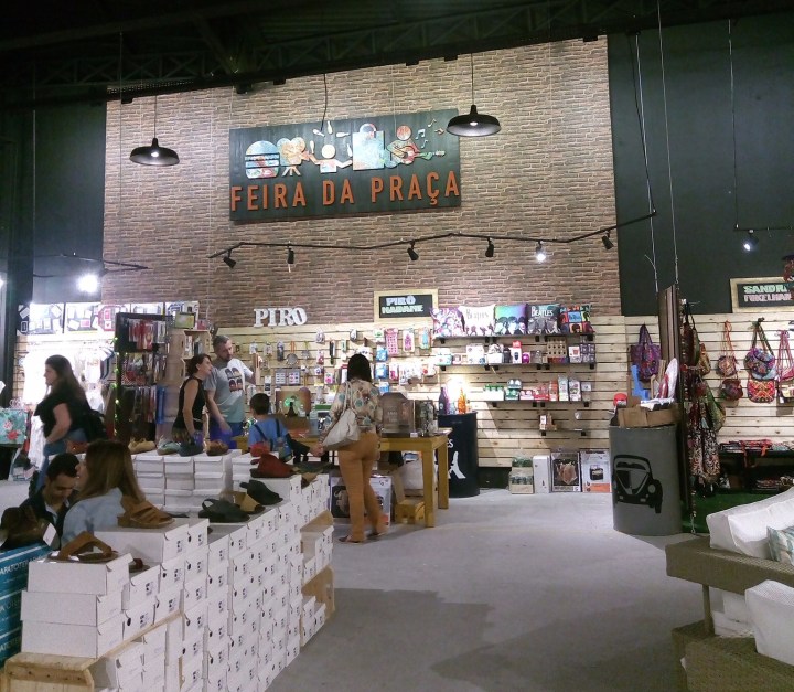 Feira da Praça Open Mall The Square Granja Vianna Cotia SP