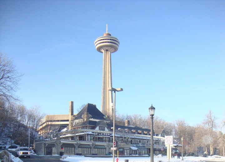Skylon Tower - Niagara Falls - Canadá