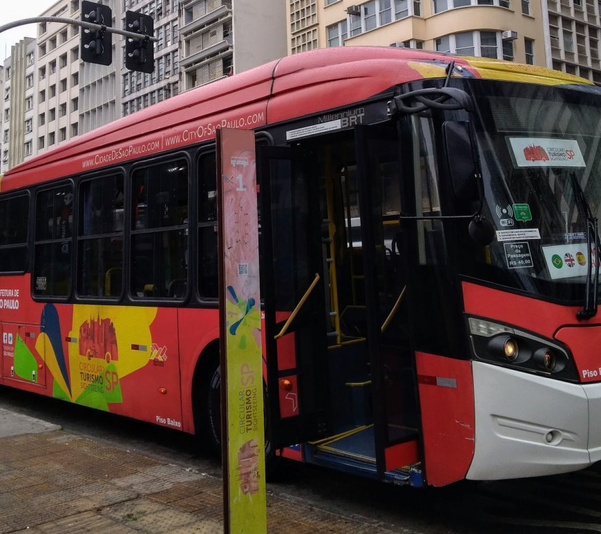 Ônibus turístico - São Paulo