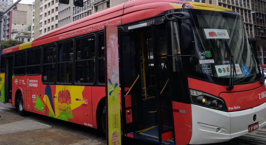 Ônibus turístico - São Paulo