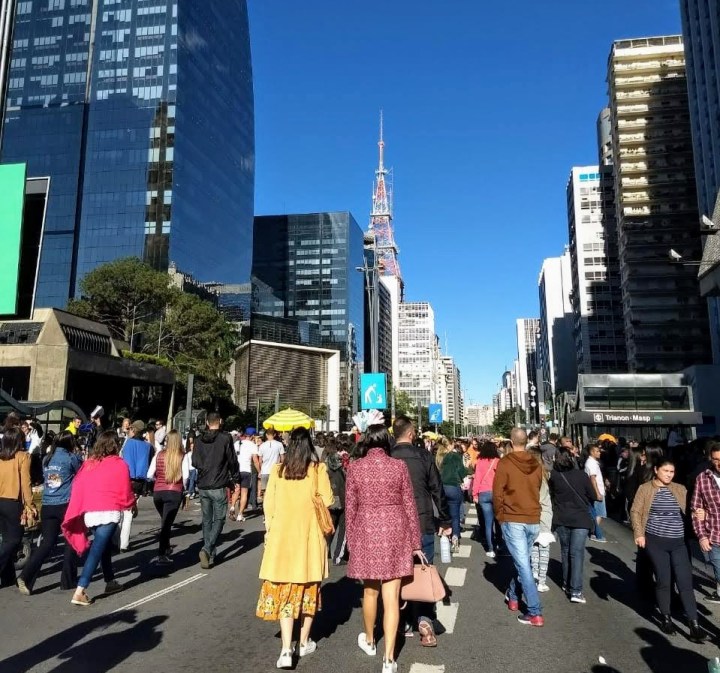 Domingo na Av. Paulista SP