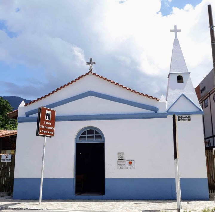 Capela São Benedito e Sant'Anna - Maresias SP